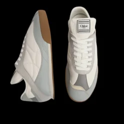 Baskets CHLOE Kick cuir blanc bleu ciel semelle beige