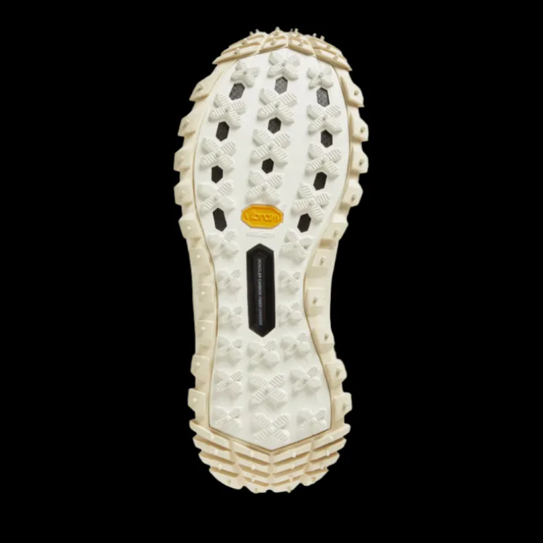 Baskets MONCLER Trailgrip Amoeba par Salehe Bembury cuir nylon beige