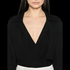 Blouse croisée KHAITE Ashton cache cœur popeline coton noir