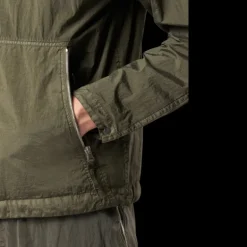 Blouson zippé à capuche STONE ISLAND nylon métal Econyl vert kaki