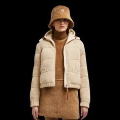 Cardigan zippé MONCLER matelassé à capuche laine beige