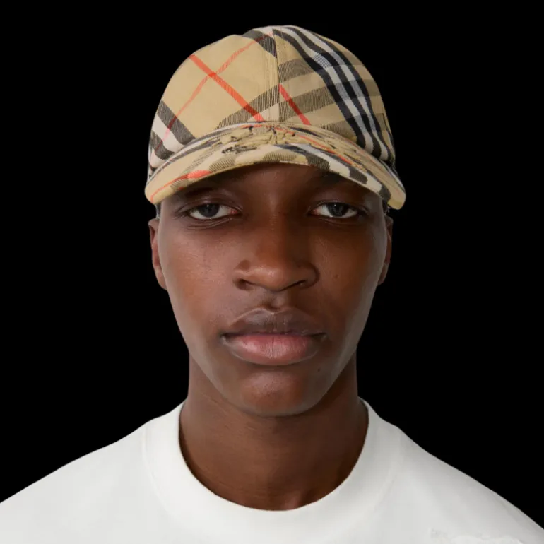 Casquette BURBERRY baseball coton carreaux check beige broderie EDK