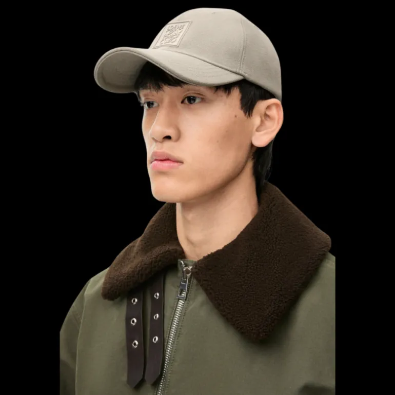 Casquette LOEWE toile gris patch anagram