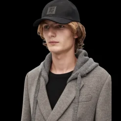 Casquette LOEWE toile noir patch anagram gomme