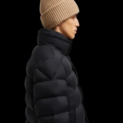 Doudoune courte MONCLER Clunye capuche fourrrure nylon bleu marine