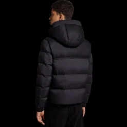 Doudoune courte MONCLER Mussala Nylon Noir Flanelle epaules