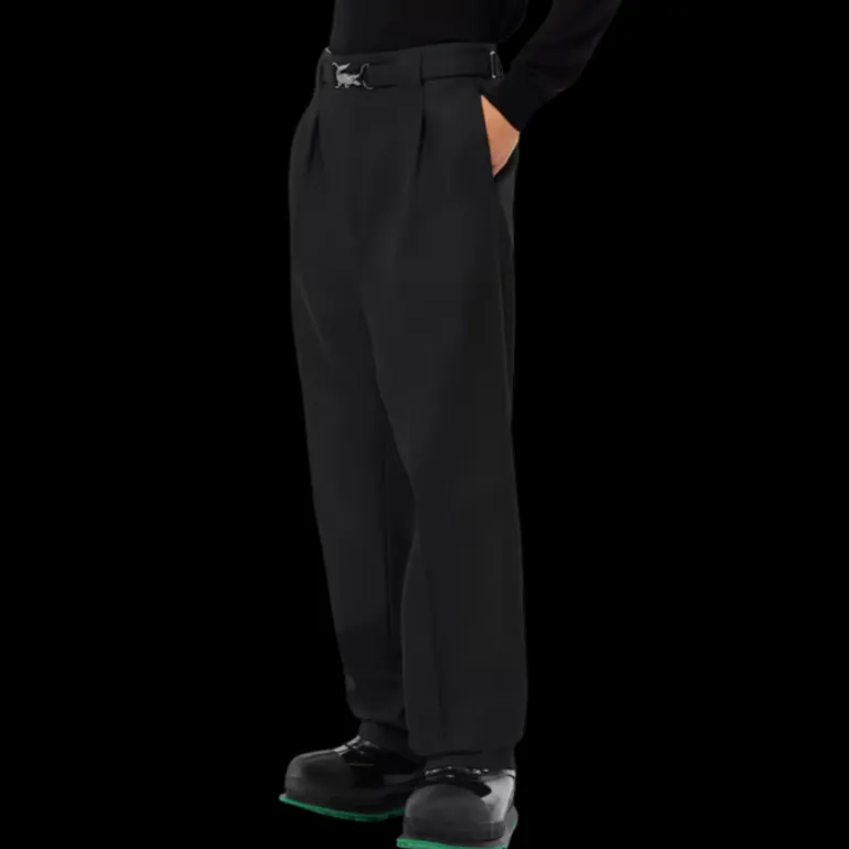 Fashion Show LACOSTE Pantalon droit à pince twill laine vierge mélangée noir ceinture logo crocodile