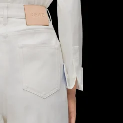 Jean LOEWE Taille haute denim de coton blanc patch cuir