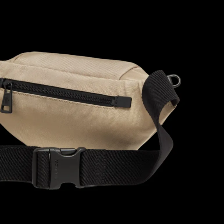 Petit sac ceinture banane MONCLER Durance nylon beige logo gomme noir