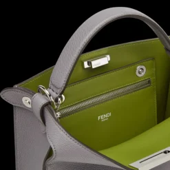 Sac FENDI Peekaboo X-lite cuir gris surpiqué bandoulière