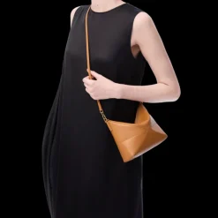 Sac pochette LOEWE Puzzle Fold Pouch cuir veau nappa brillant camel