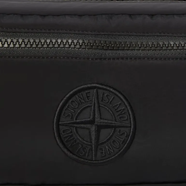 Sac pochette STONE ISLAND nylon métal Econyl ® noir sangle