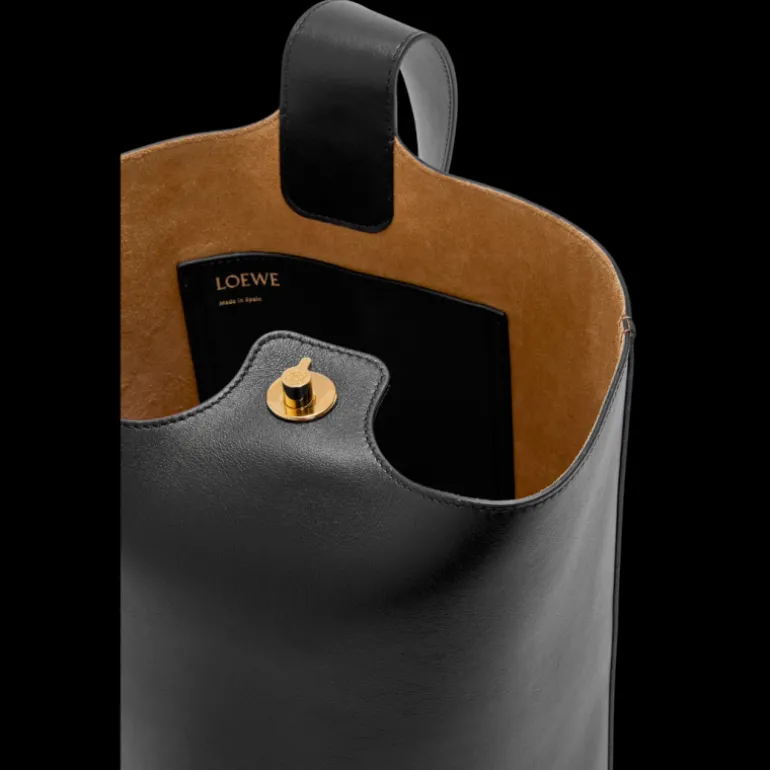 Sac porté épaule Seau LOEWE Pebble Cuir veau noir bouton Or