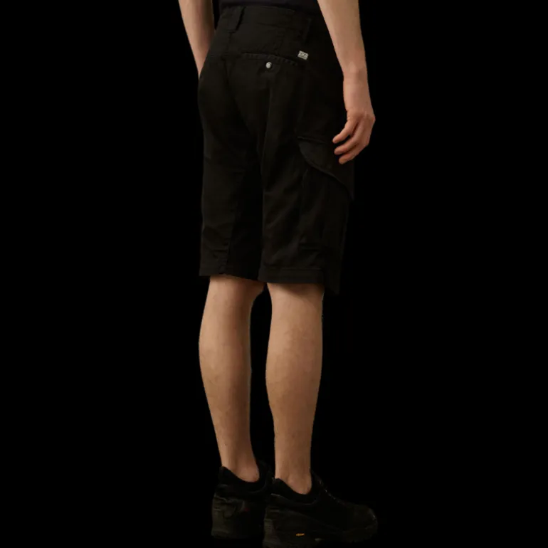 Short cargo CP COMPANY coton stretch doux noir poche verre lunette