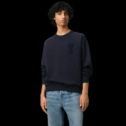 Sweatshirt AMI Paris col rond coton bio molleton épais bleu marine patch cœur maille