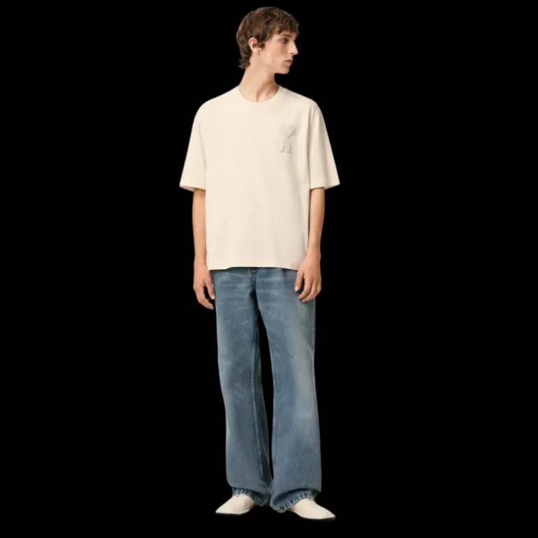 T-shirt AMI Paris col rond jersey de coton bio écru patch gros cœur maille