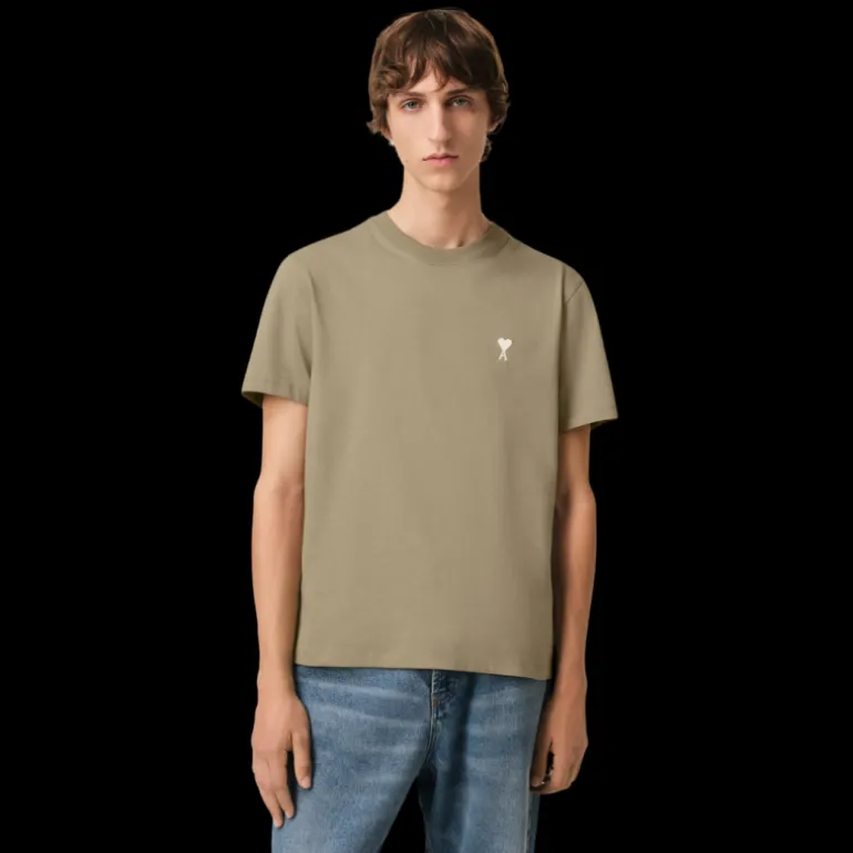 T-shirt AMI Paris jersey de coton bio vert olive broderie cœur blanc