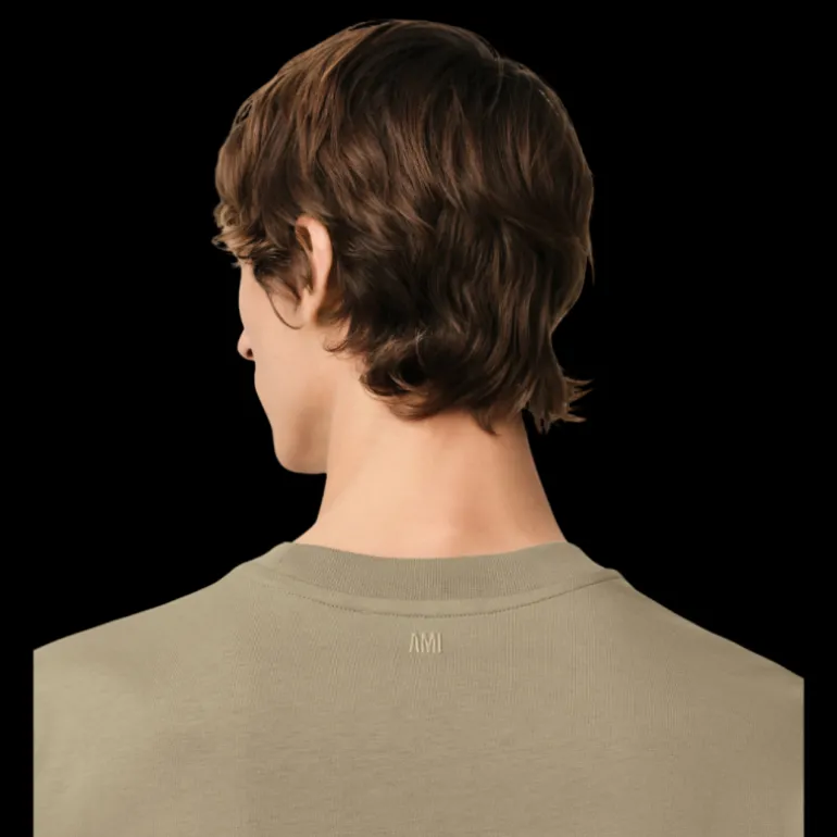 T-shirt AMI Paris jersey de coton bio vert olive broderie cœur blanc